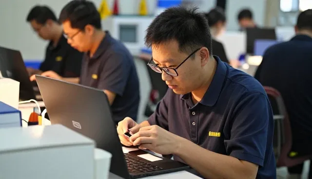 智能穿戴设备如何适应不同应用环境